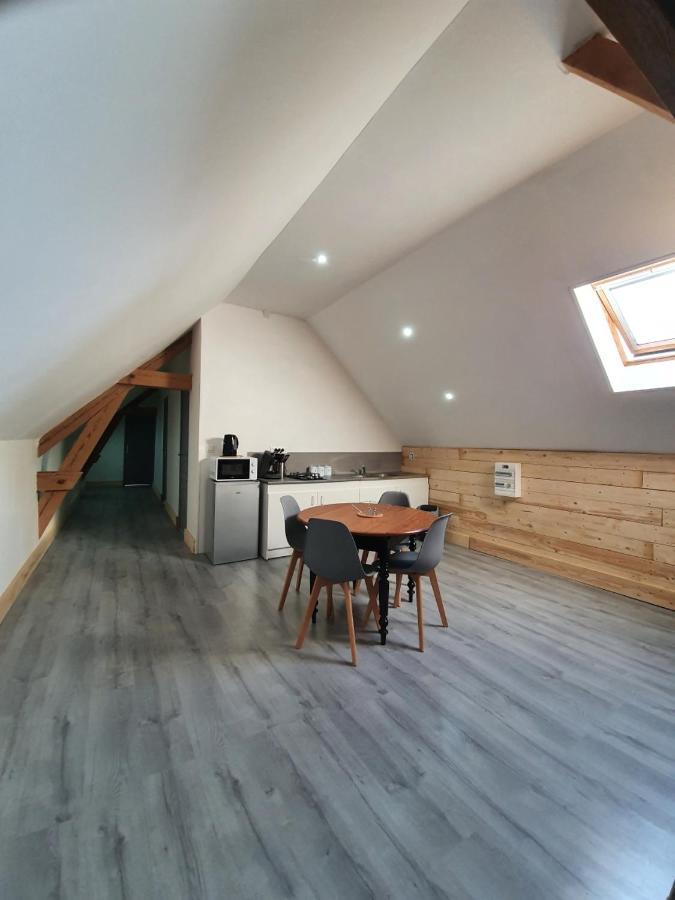 Le Grand Gite De Commonwealth Hebuterne Exterior photo